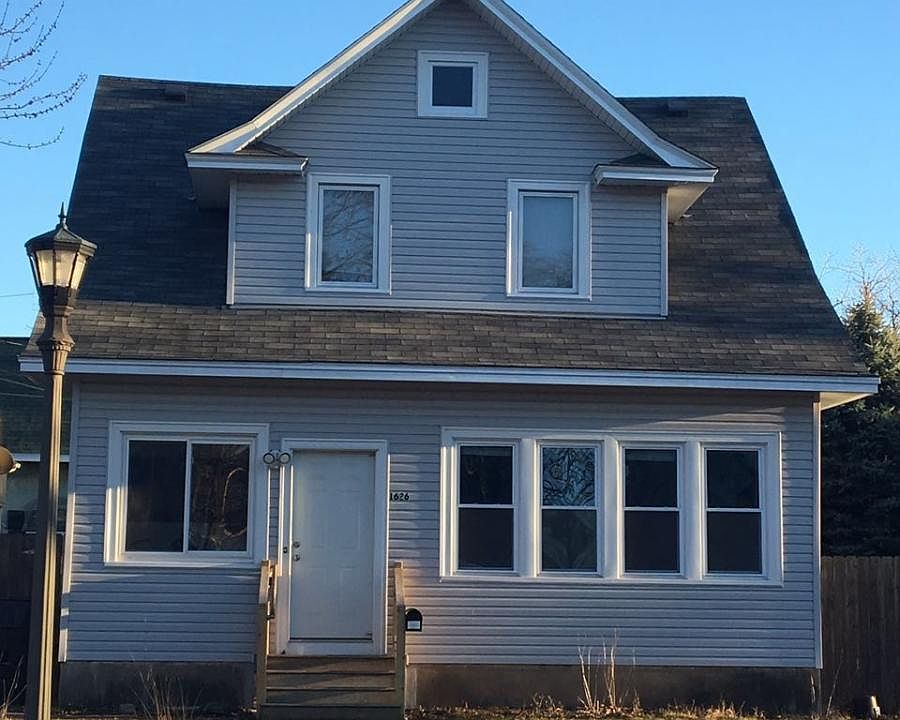 1st image of 1626 Taylor Ave W #1