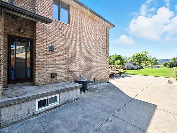 4th image of 729 Winston Rd