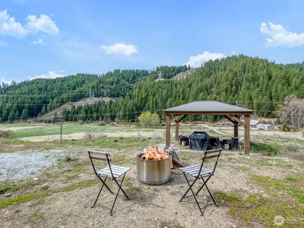 17384 Chumstick Highway, Leavenworth, WA 98826
