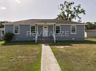 1056 Woodlawn Dr W, Mobile, AL 36606