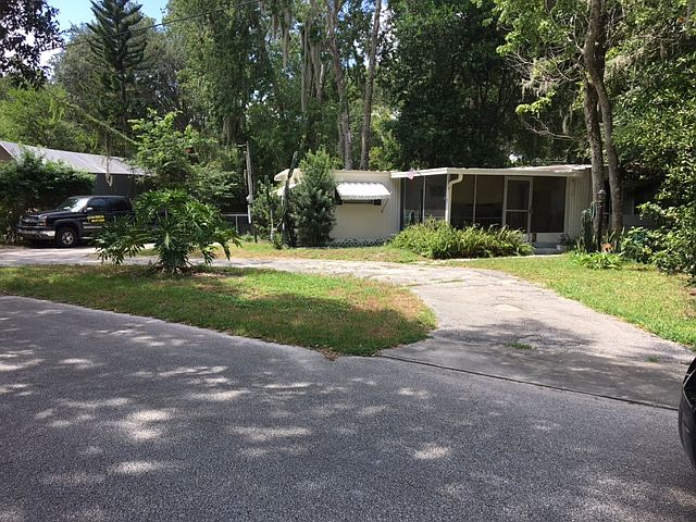 1st image of 560 Cameo Dr