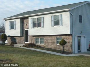 2119 Pine Rd, Newville, PA 17241