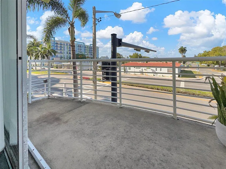 200 E Dania Beach Blvd #208 — Photo 9