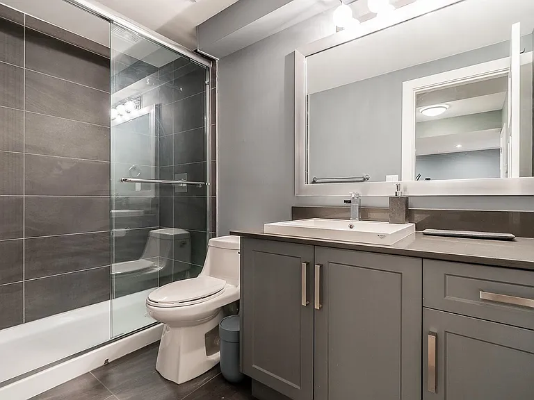 15708 Mountain View Dr — Photo 3