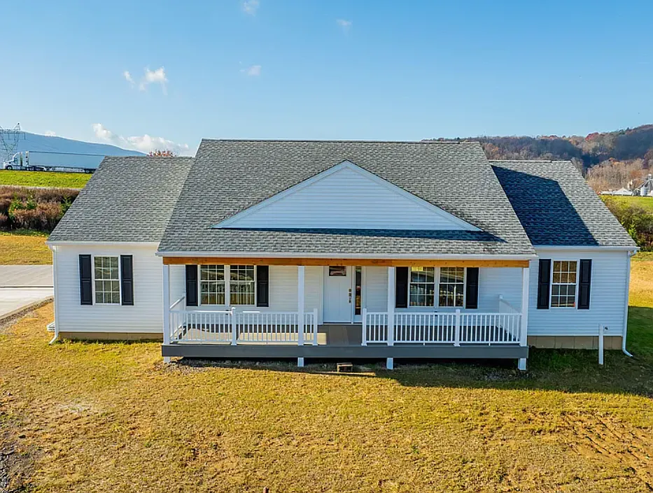 30 Maple Crest Dr