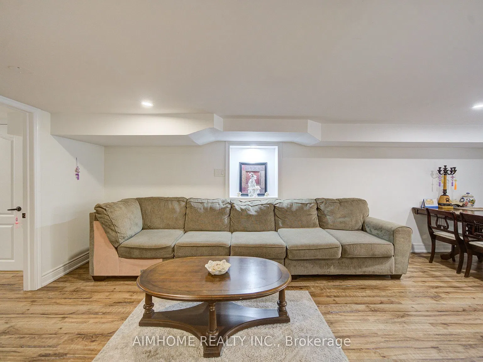 3 bed, $2,800 — Photo 4