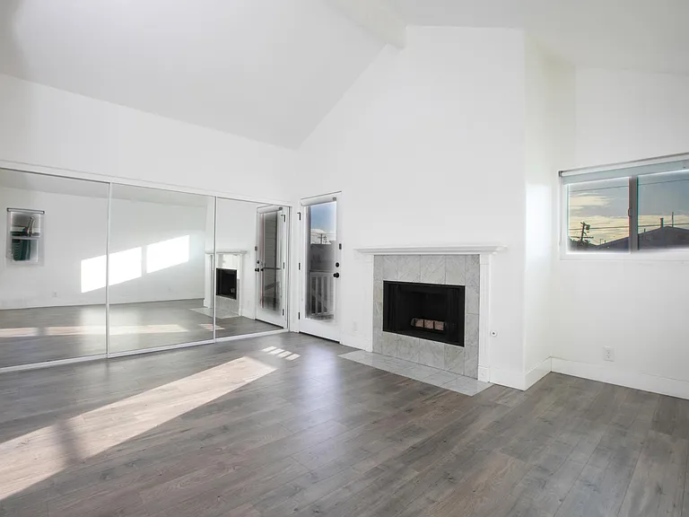 14929 Grevillea Ave — Photo 42