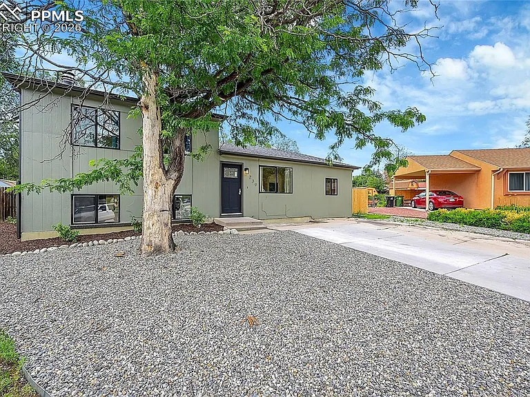 239 Tanna Ct — Photo 3