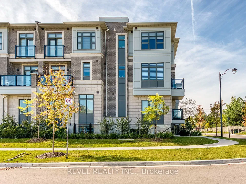 70 Halliford Pl #402