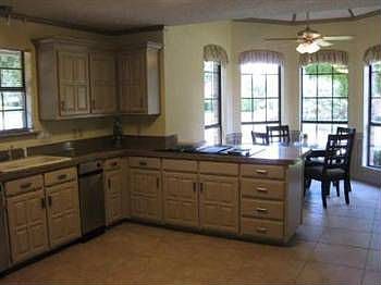 1st image of 4105 Southwood Dr