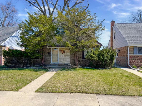 7535 Kenton Ave, Skokie, IL 60076