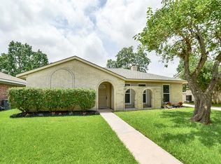 8514 Beechaven Rd, La Porte, TX 77571