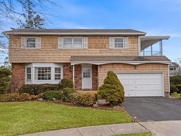 1 Bernadette Court, Hicksville, NY 11801