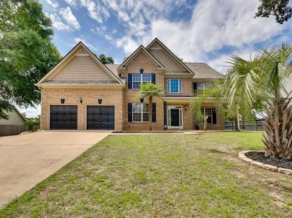 38 Avery Dr, Ft Mitchell, AL 36856