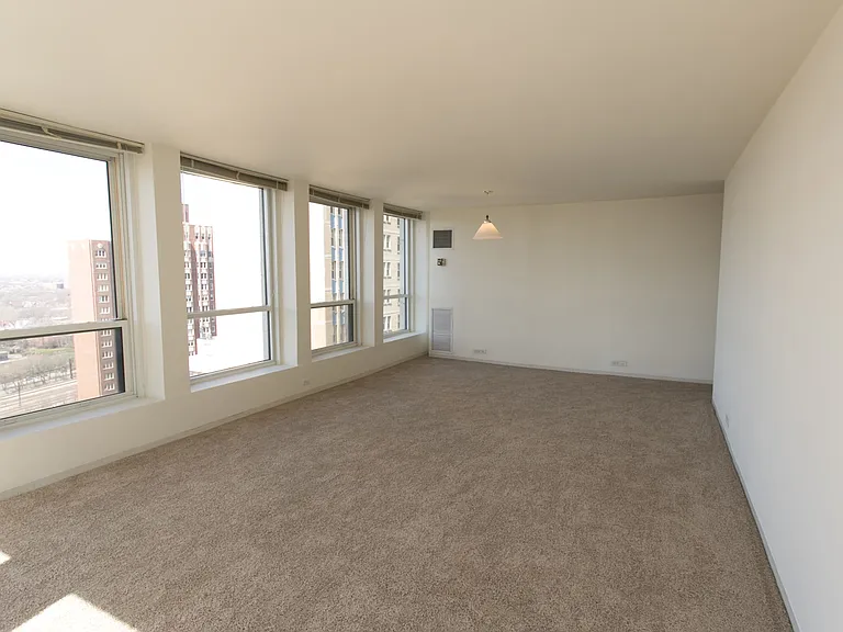 Dining/Living room