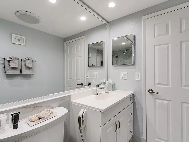 3700 Galt Ocean Dr #804 — Photo 24