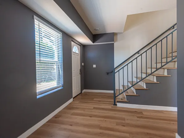16753-16755 1/2 Sherman Way, 16753-16755 1/2 Sherman Way #16755, Van Nuys, CA 91406