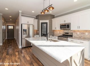 102 E Sycamore St, Saint Charles, IA 50240