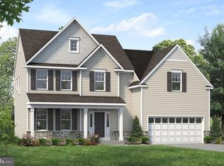 126 Petrelia Dr, Honey Brook, PA 19344