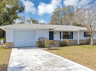 606 3rd Ave, Lady Lake, FL 32159