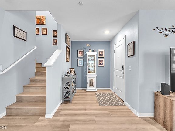 5th image of 2842 Azure Breeze Ln #1