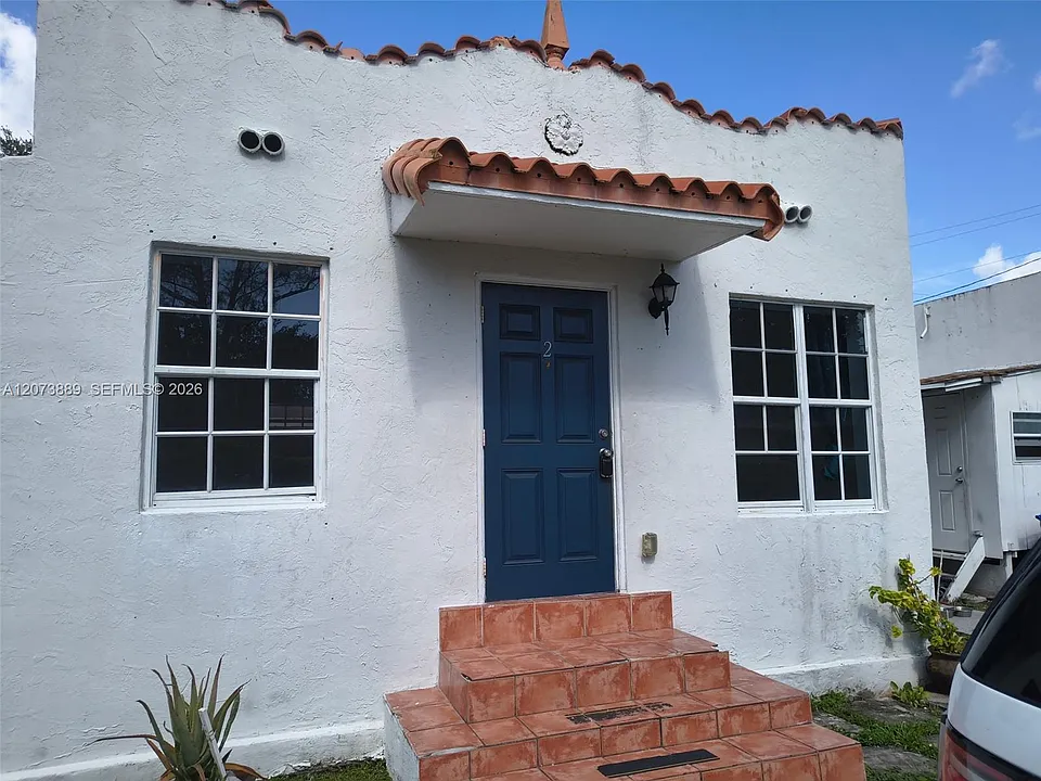 230 NW 64th St