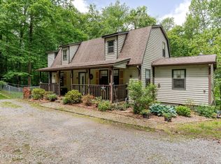 103 Renner Ln, Oliver Springs, TN 37840