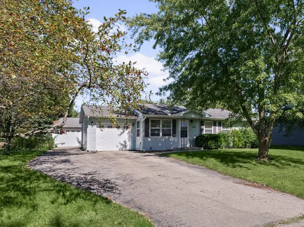 512 Ridge Rd, Philo, IL 61864