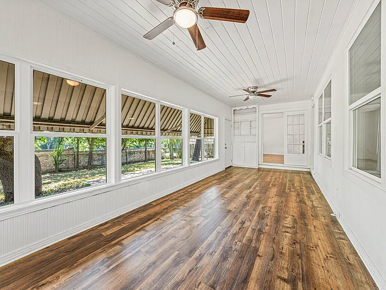 32300 Proctor Ave — Photo 46