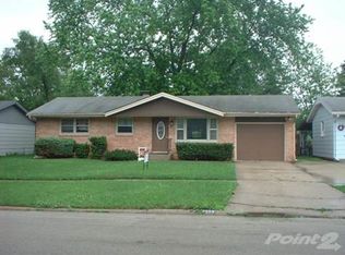 7509 Buffalo Grove Rd, Loves Park, IL 61111