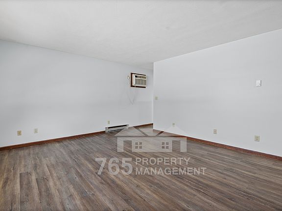 4th image of 2930 Albright Rd APT 2