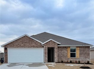 3021 Laredo Ln, Centerton, AR 72736