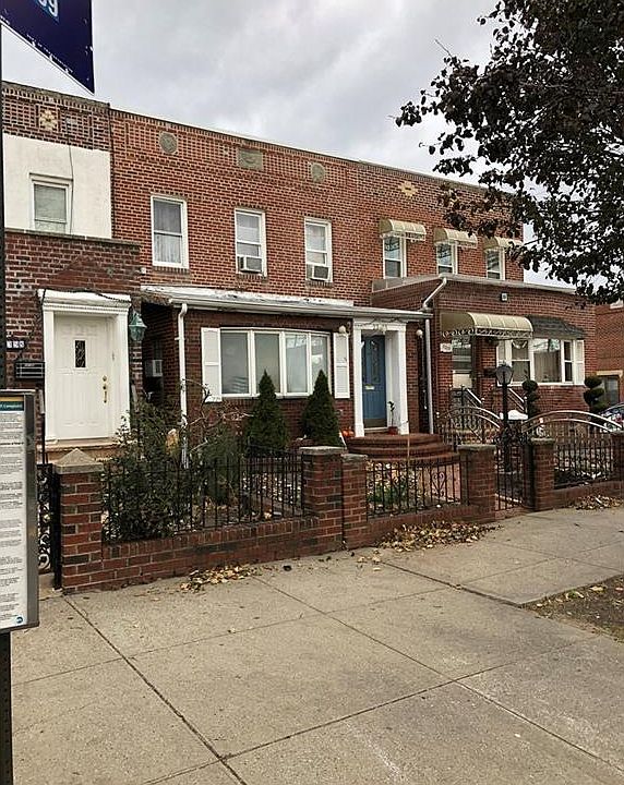 1st image of 2356 21st St