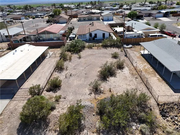 5529 S Pearl St, Fort Mohave, AZ 86426