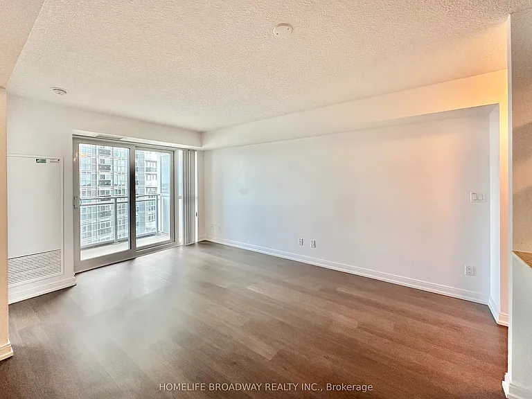 255 Village Green Sq #2410 — Photo 7
