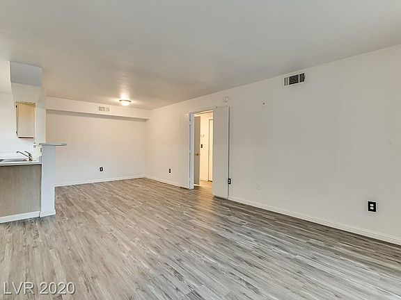 4th image of 1150 N Buffalo Dr APT 1088