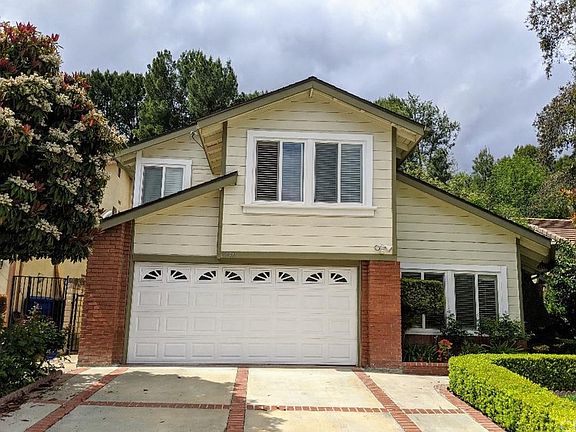 2nd image of 6749 Corie Ln