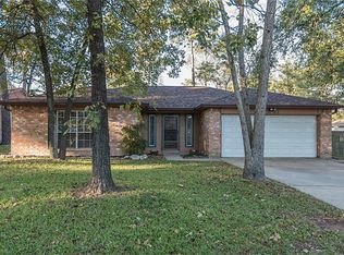 1721 Lindy Ln, Conroe, TX 77301