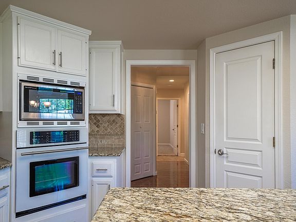 Hallway seen from kitchen