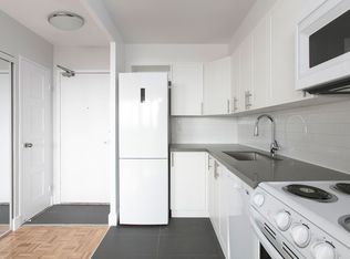 666 Spadina Ave, Toronto, ON M5S 2H8