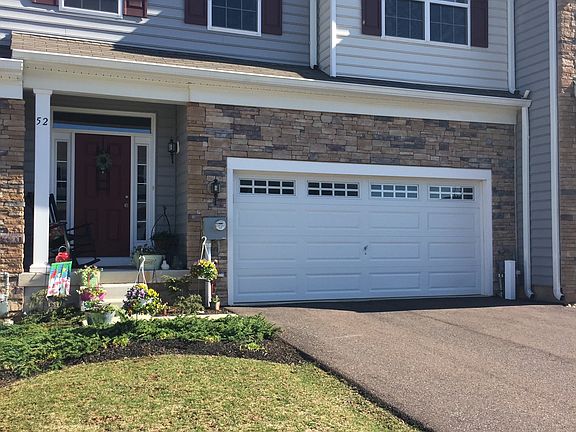 2nd image of 52 Plymouth Dr