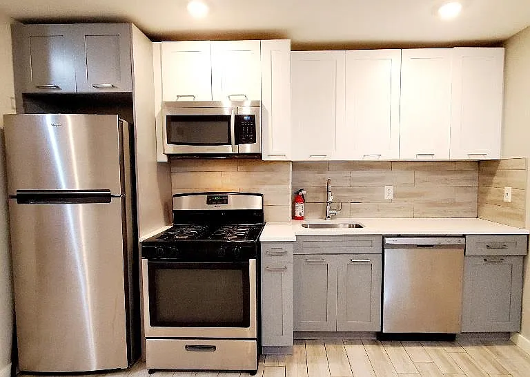 487 Ocean Ave #1 — Photo 11