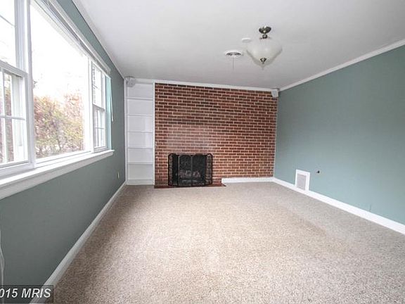 3rd image of 3211 Dye Dr