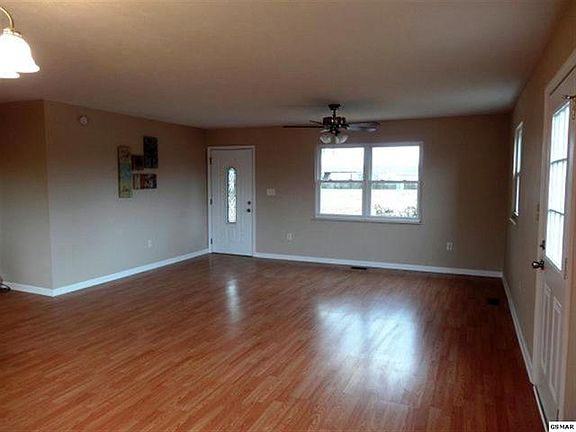 2nd image of 611 Deerwood Dr