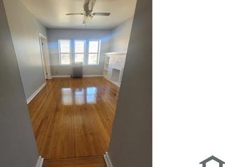 2411 E 76th St #2, Chicago, IL 60649