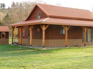 409 3rd Ave E, Ryegate, MT 59074