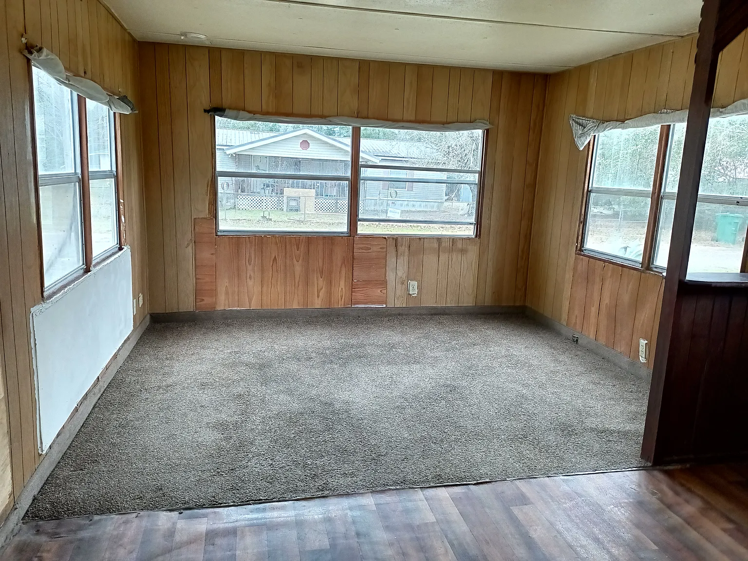 5457 Creel St — Photo 3
