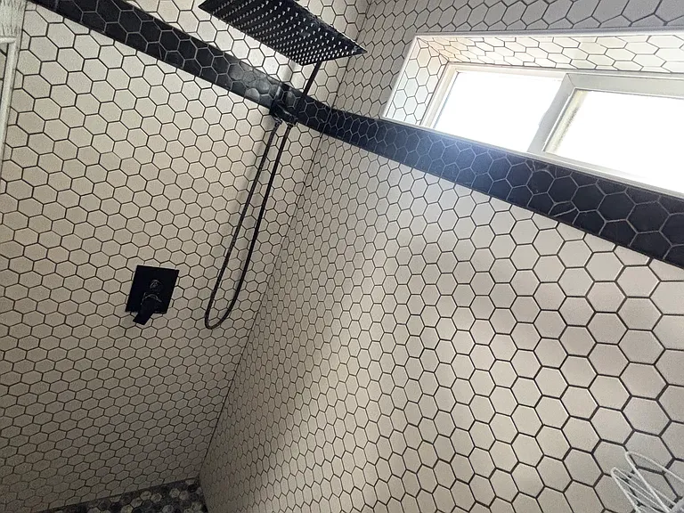 190 W Concord Brg #A — Photo 9