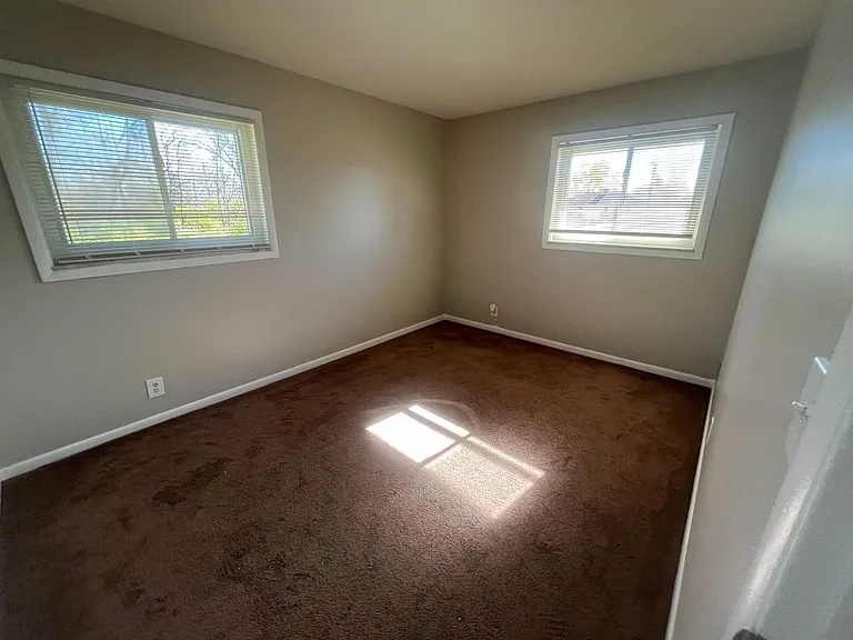 6051 Laurel Hall Dr — Photo 6