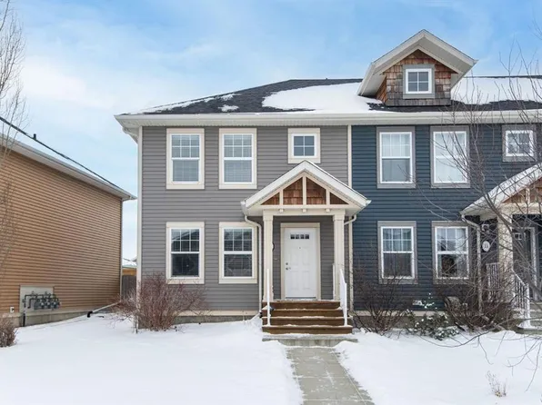 12 N Rafferty Ct, Sylvan Lake, AB T4S 0K3